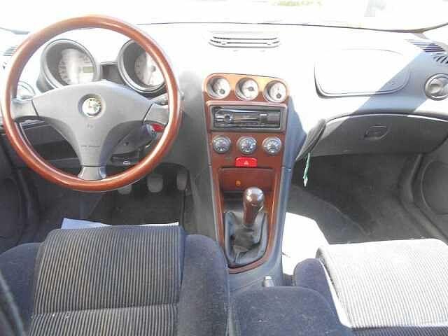 Alfa Romeo 156 2.0i 16V Twin Spark cat Distinctive