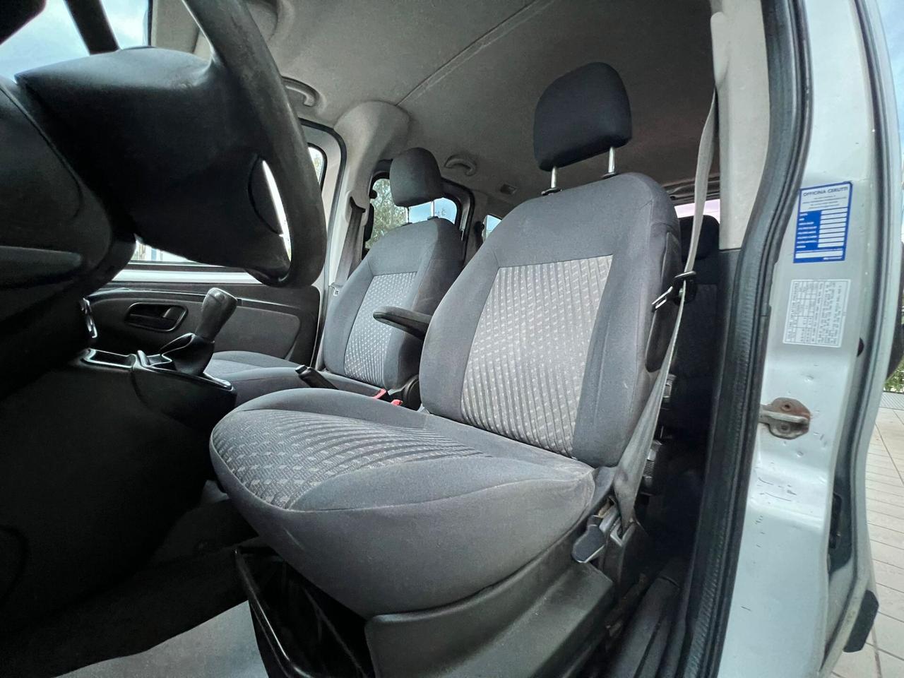Peugeot Bipper Tepee 1.3 HDi 75 FAP Family