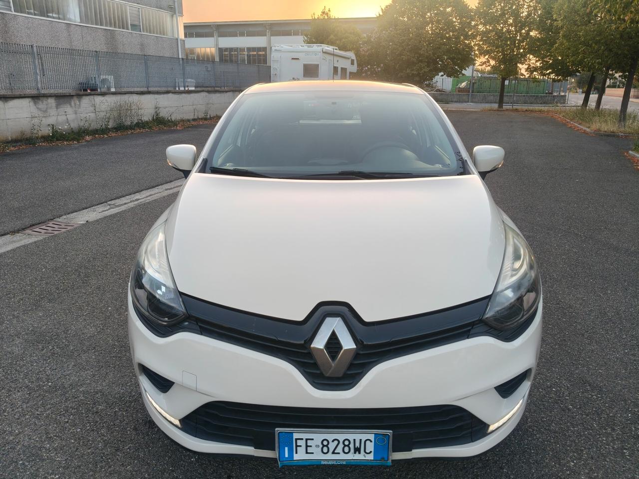 Renault Clio 1.2 75CV 5 porte 16 SOLO 103.000 KM
