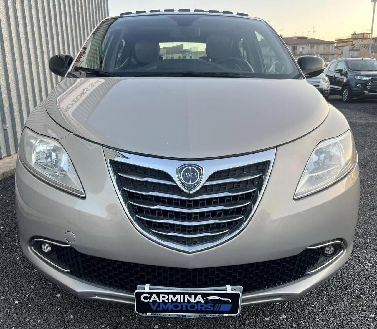 Lancia Ypsilon PLATINUM TETTO FULL OPTIONAL