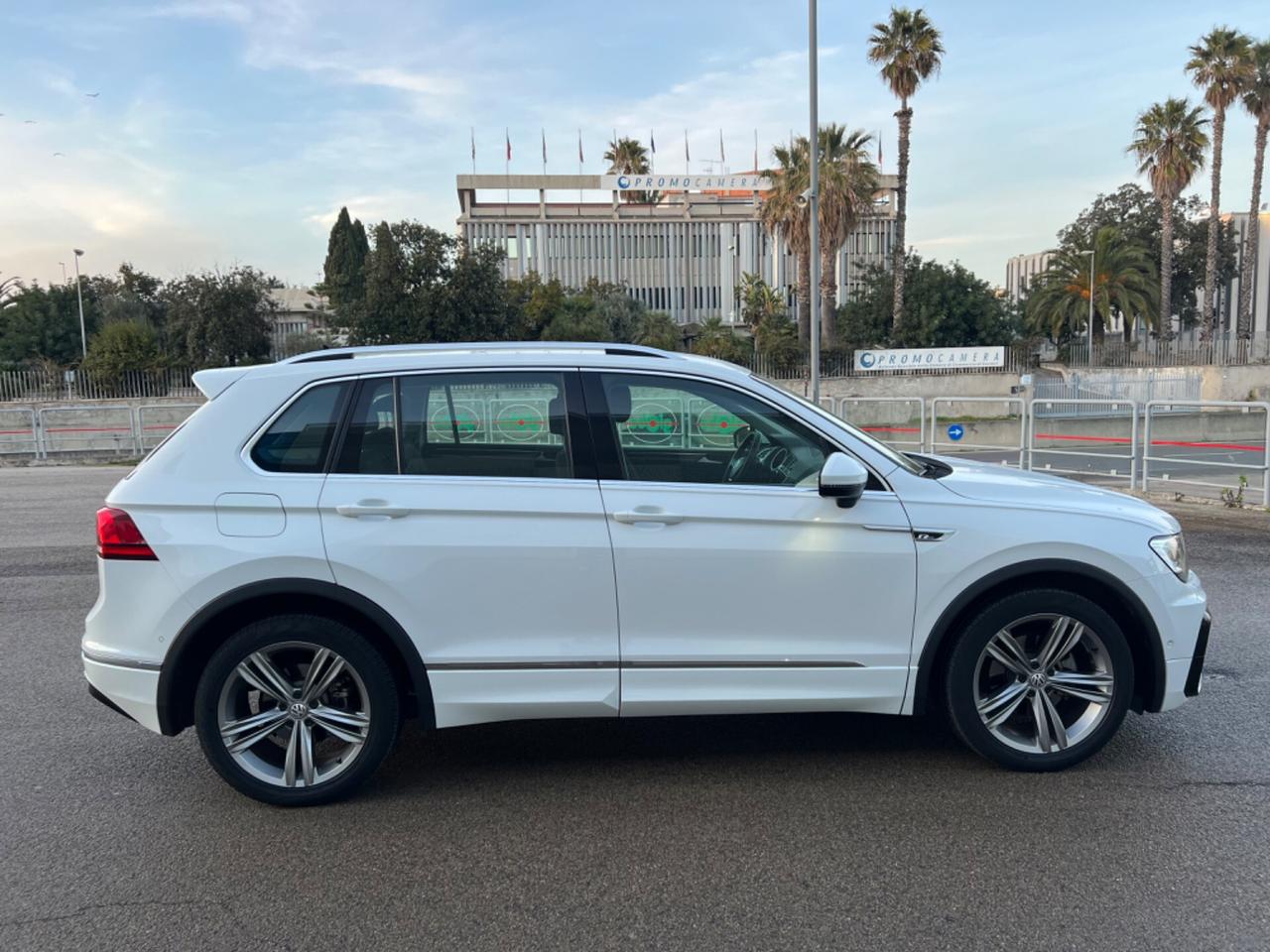 Volkswagen Tiguan 1.6 TDI SCR Sport BlueMotion Technology