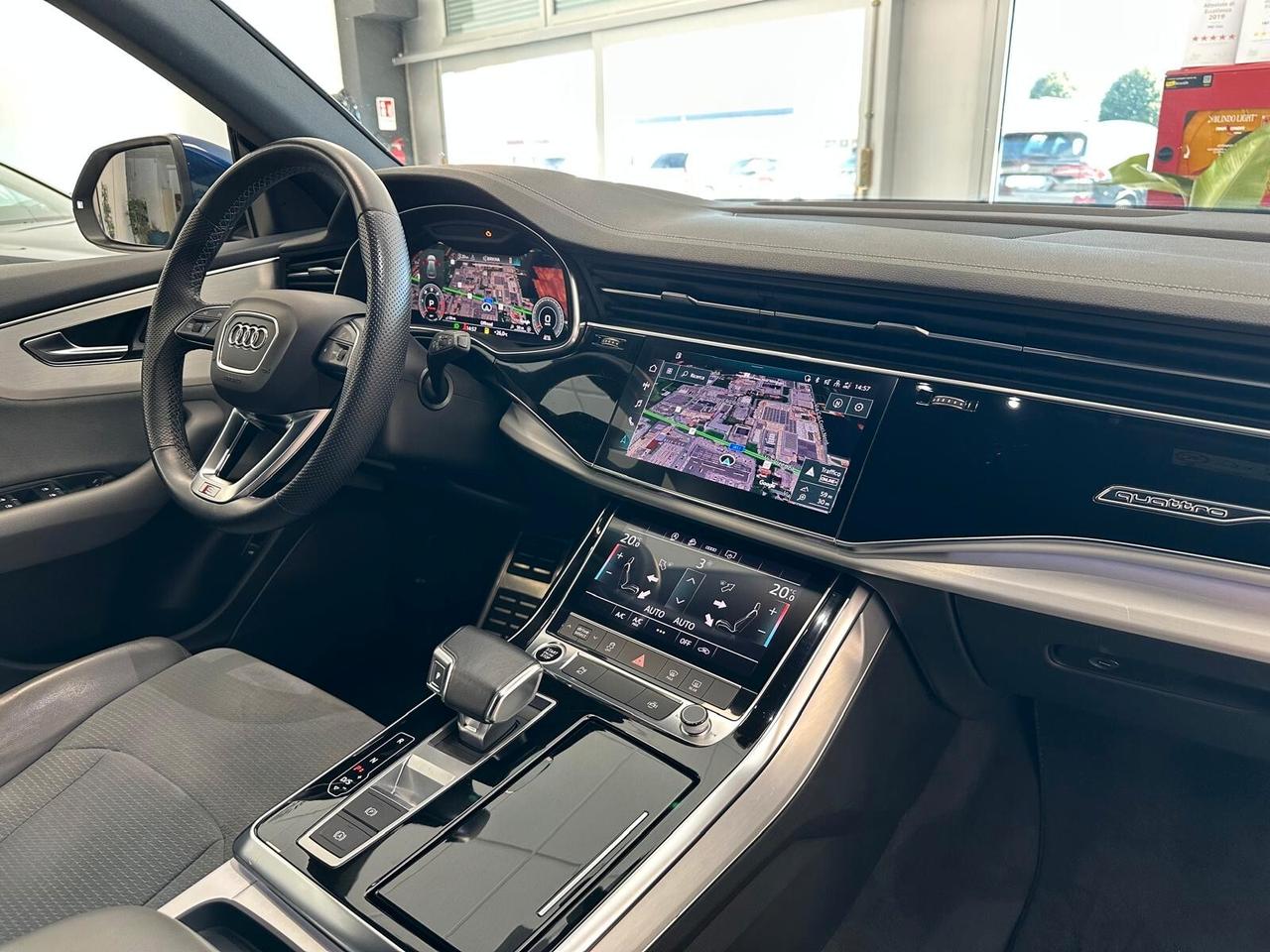 Audi Q8 50 TDI 286 CV quattro S line Uff. Italiana Unico Proprietario