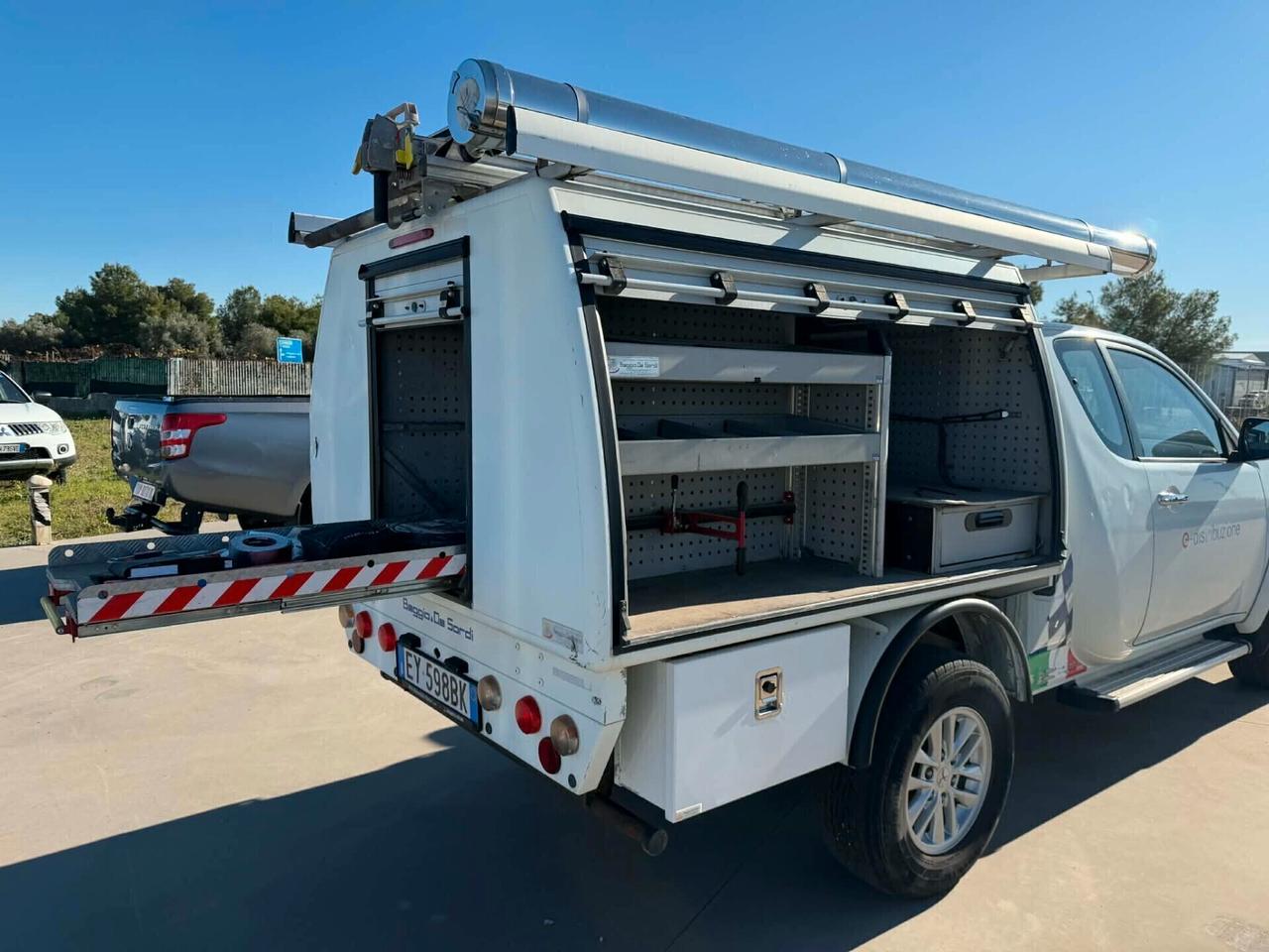 Mitsubishi L200 2.5 DI-D 178 CV Cab Intense Plus