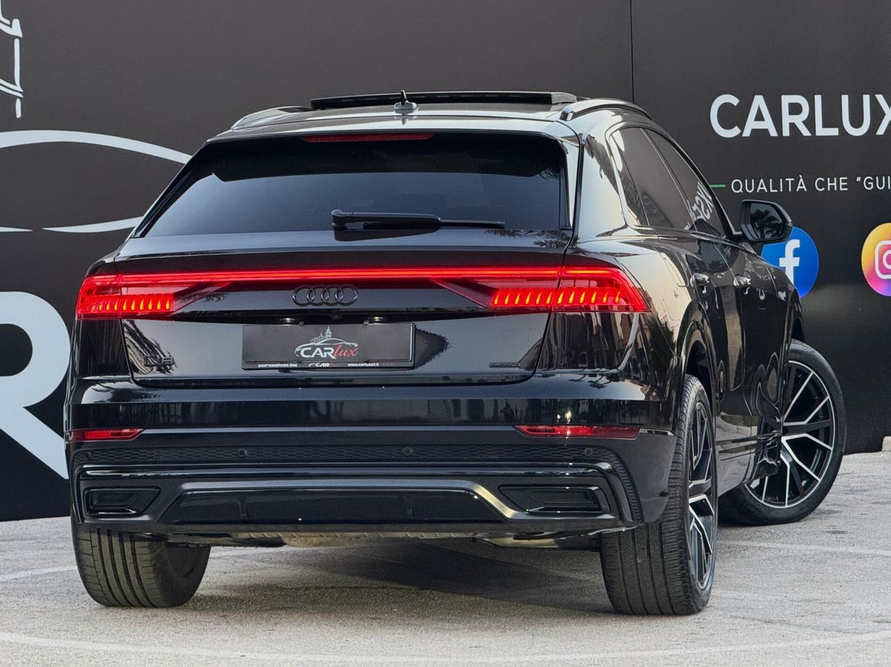 Audi Q8 50 TDI MHEV S line Plus Quatt 286CV TETTO
