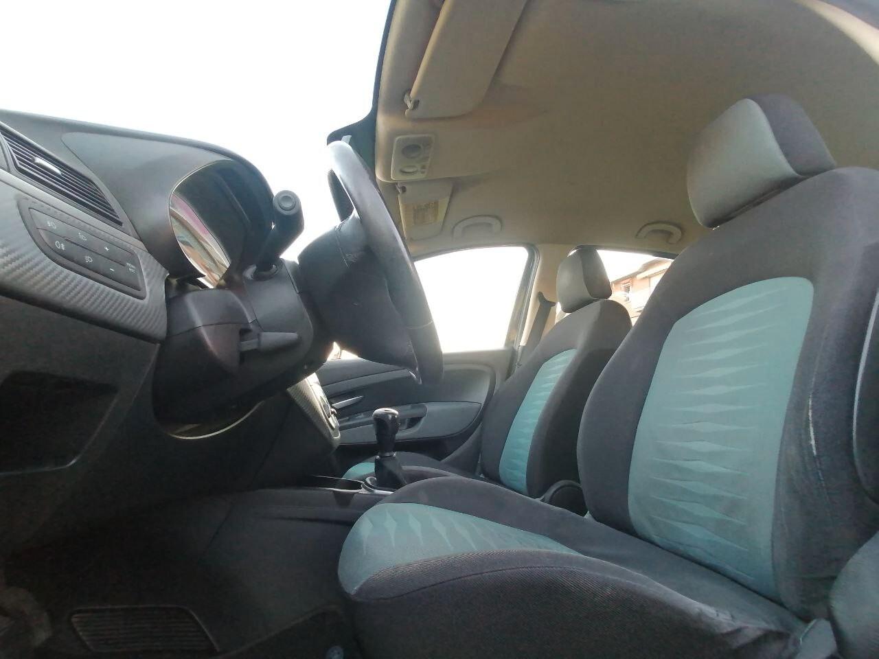 Grande Punto 1.4 T-Jet 16V 5 porte Dynamic