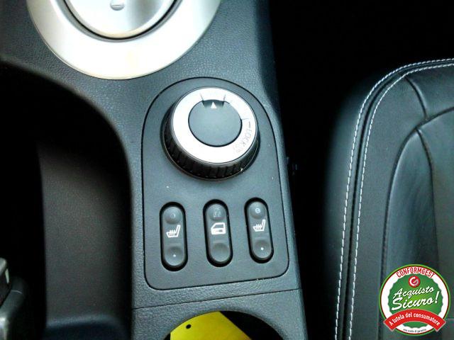 NISSAN Qashqai 2.0 dCi DPF Tekna 4X4