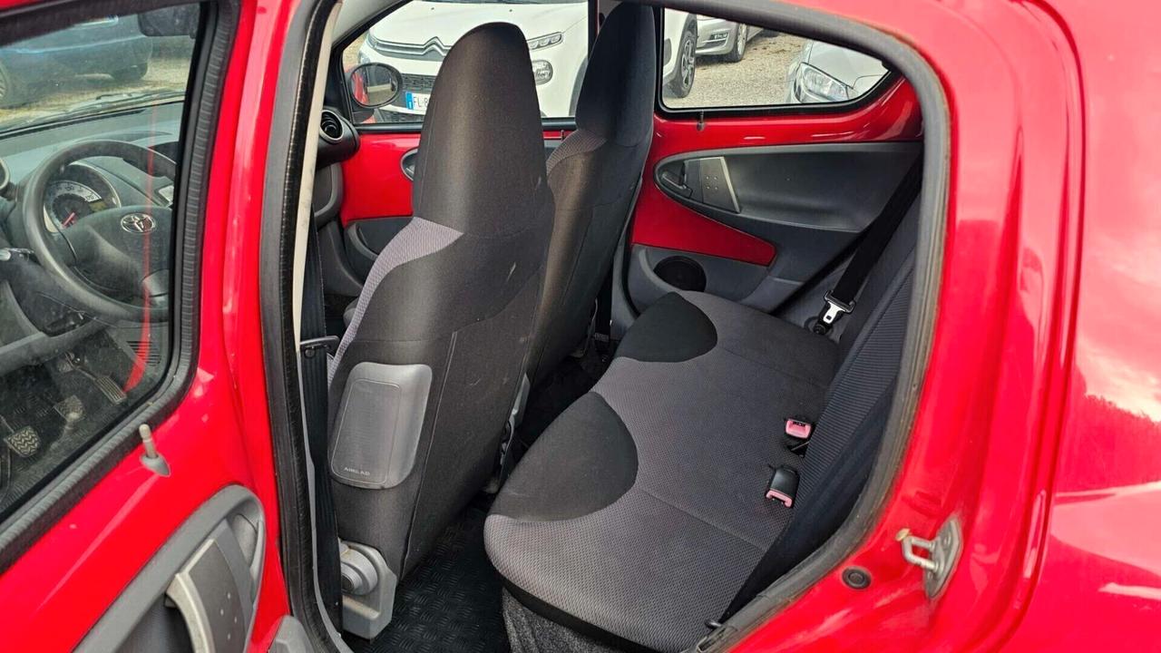 Toyota Aygo 1.0 VVT-i 5 porte Sol Neopatentati