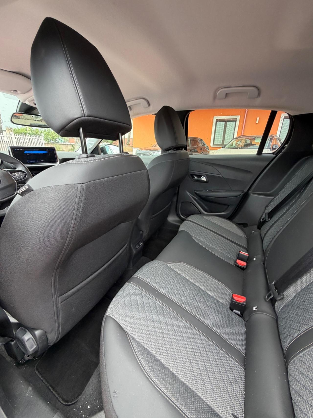 Peugeot 208 PureTech 100 Stop&Start 5 porte Allure