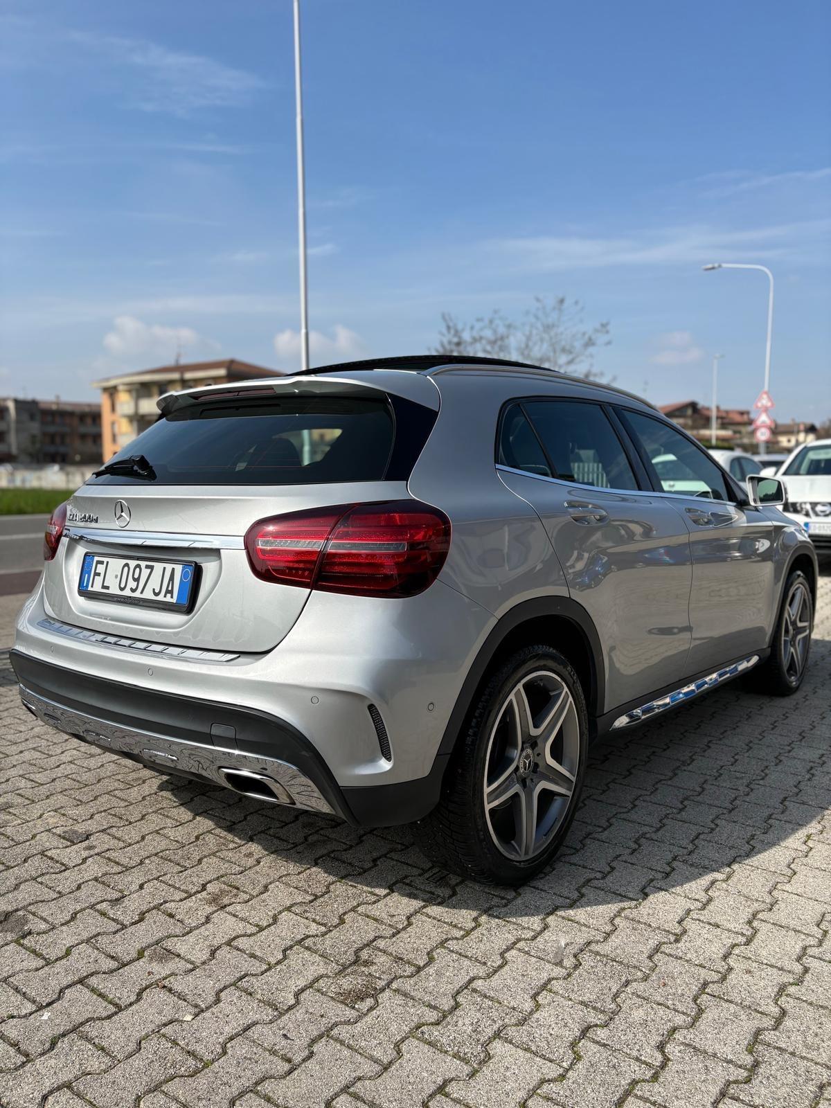 Mercedes-benz GLA 200 d Automatic Premium