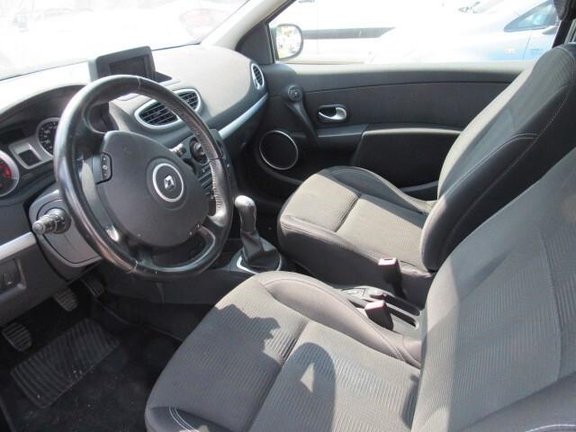 Renault Clio 1.2 16V 3 porte Confort NEOPATENTATI