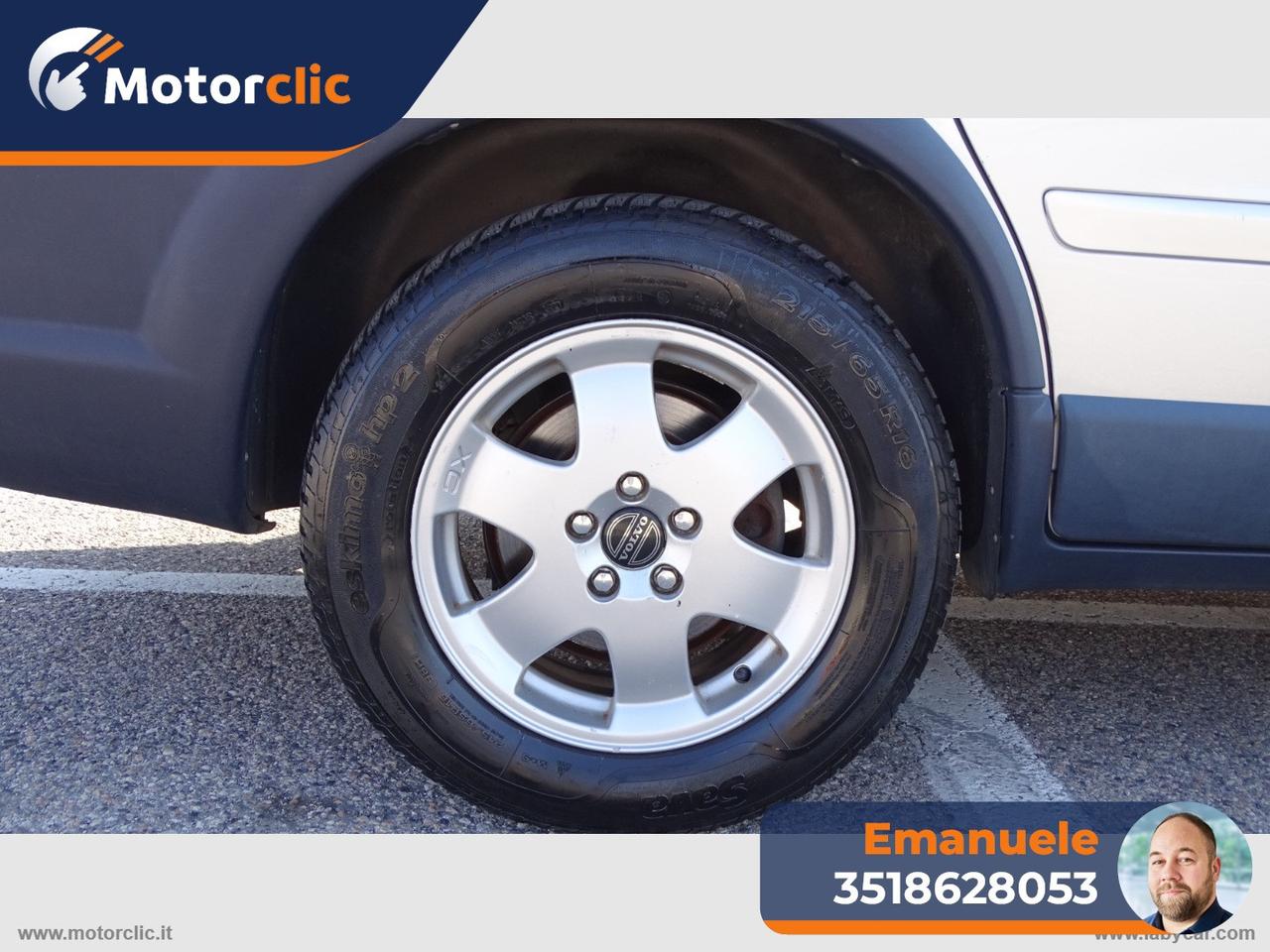 VOLVO V70 2.4 T AWD XC