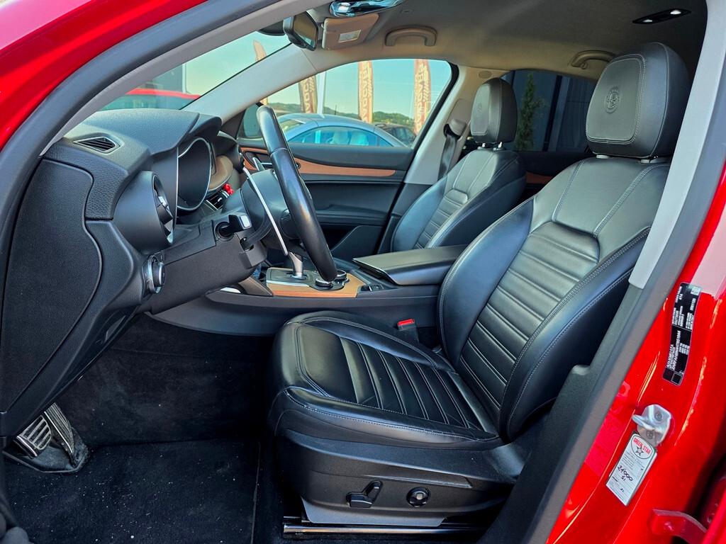 Alfa Romeo Stelvio 2.0 Turbo 280 CV Q4 VELOCE