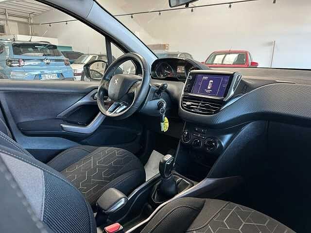 Peugeot 2008 BlueHDi 100 Active