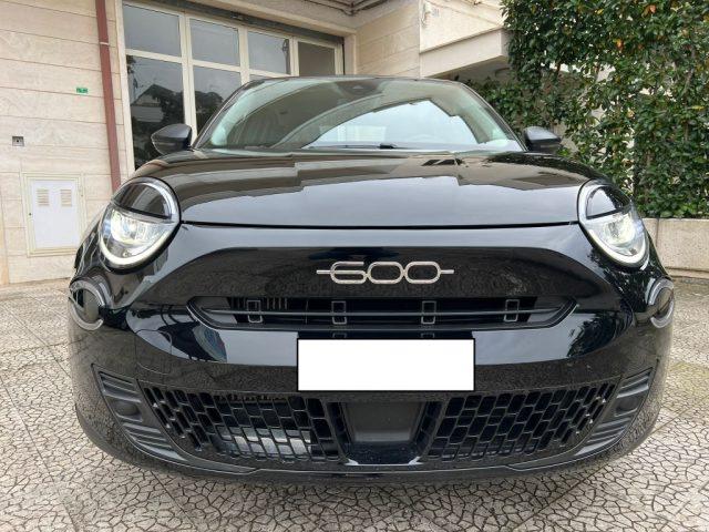 FIAT 600 Hybrid 100 CV DCT MHEV