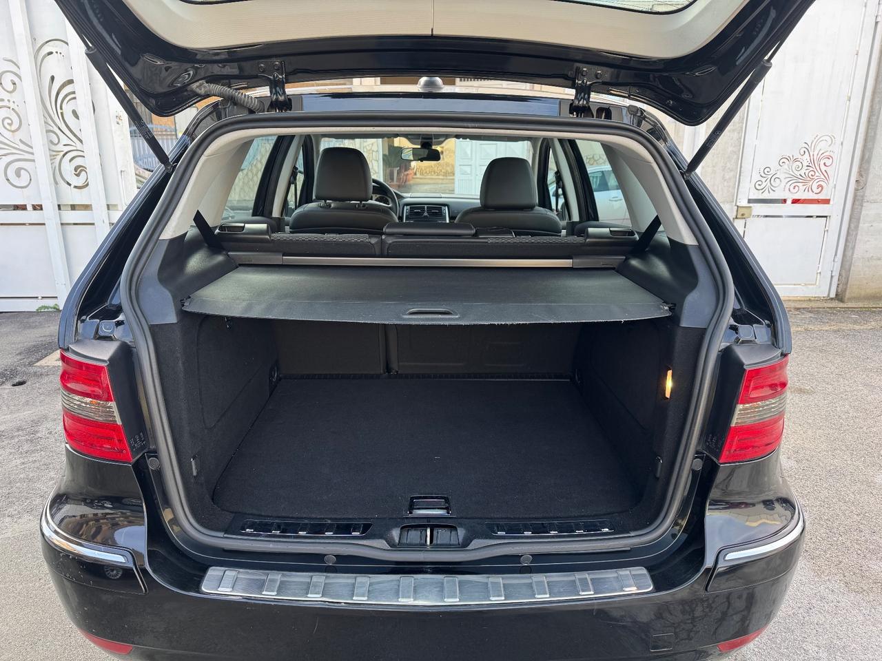 Mercedes Benz B180 2.0 DIESEL 109CV Sport 2010