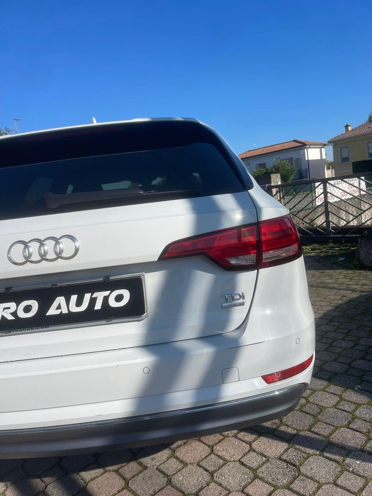 Audi A4 Avant 2.0 TDI 150 CV S tronic Business