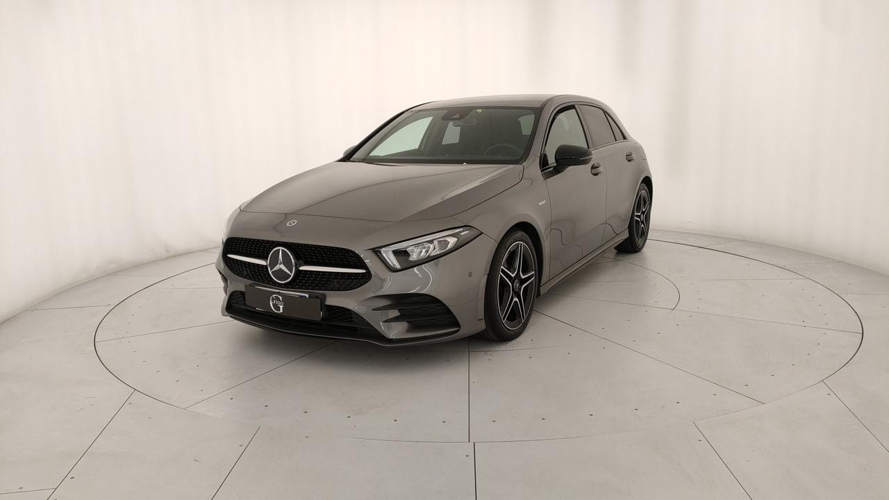 Mercedes-Benz A 180 d Premium Night edition auto