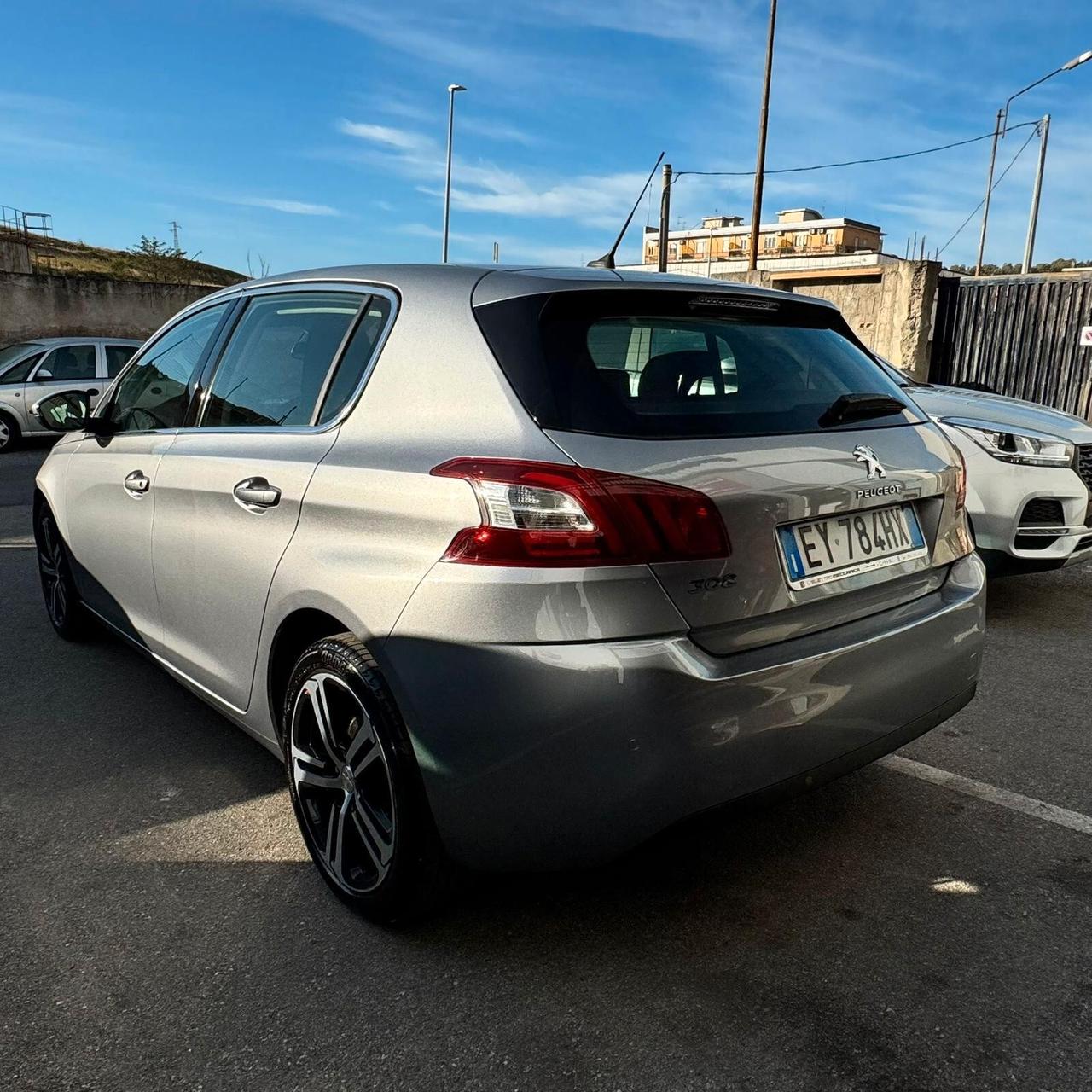 Peugeot 308 1.6 e-HDi 115 CV Stop&Start Allure
