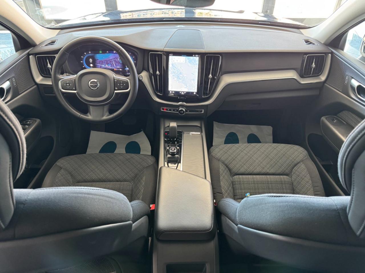 Volvo XC60 2.0 d b4 Mhev Core Bright auto Uniprop