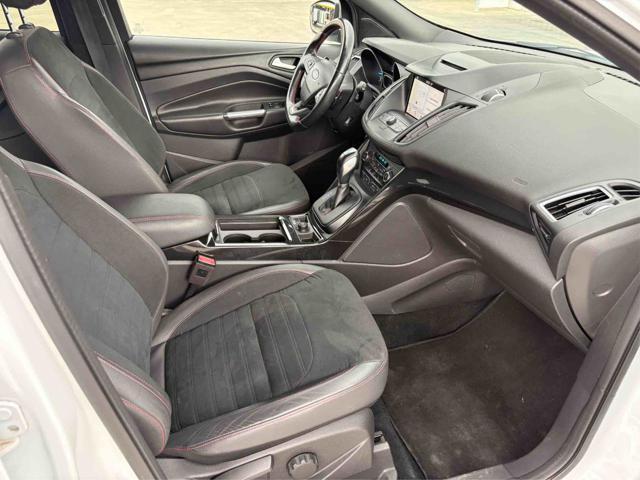 FORD Kuga 2.0 TDCI 180 CV S&S 4WD Powershift ST-Line