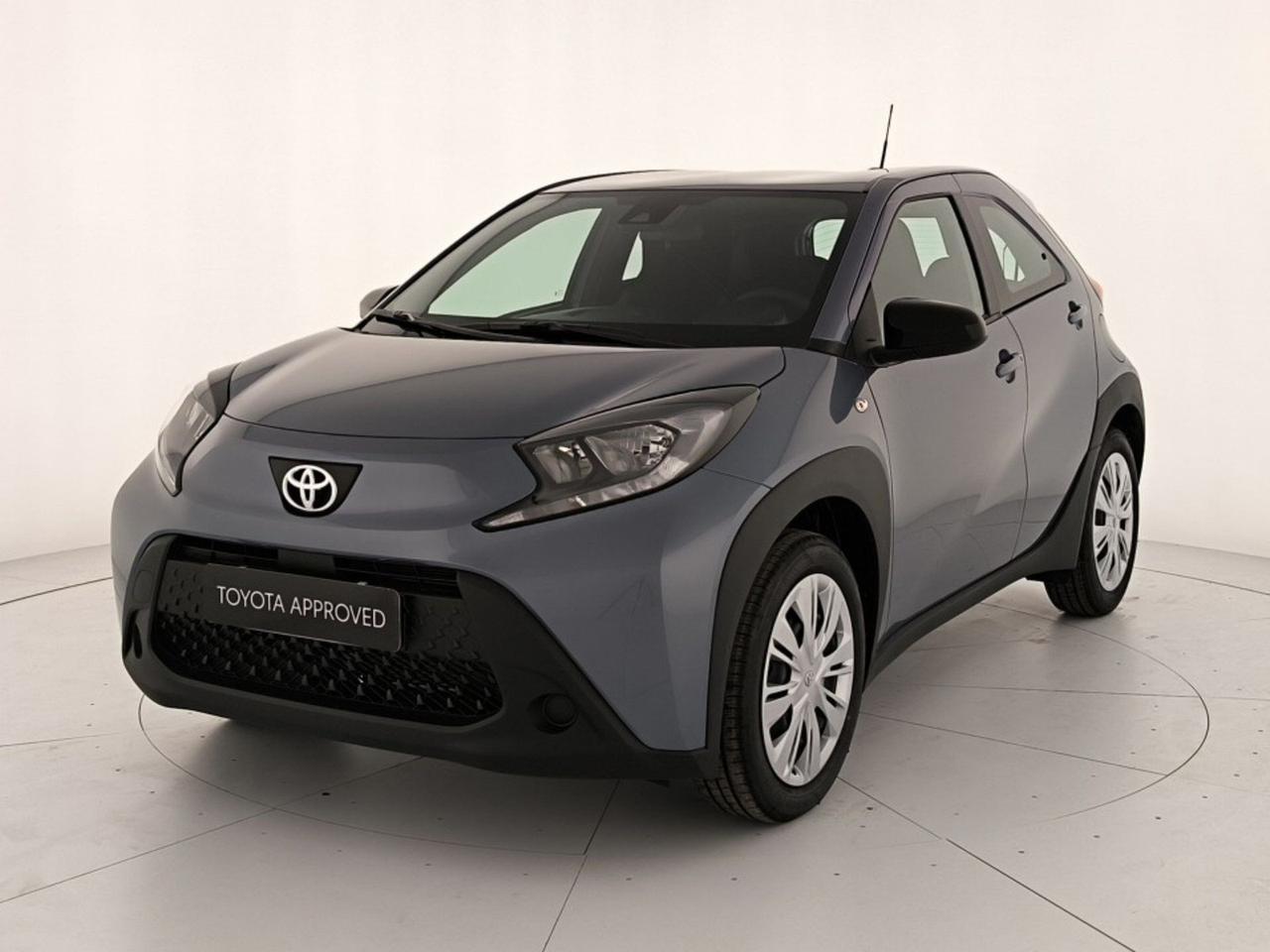 Toyota Aygo x 1.0 active 72cv s-cvt