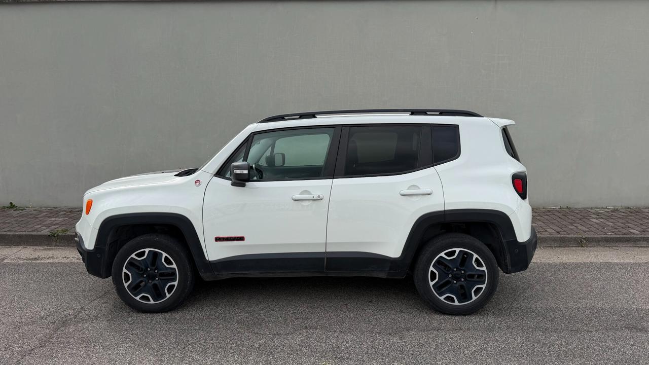 Jeep Renegade 2.0 Mjt 170CV 4WD Active Drive Low Trailhawk