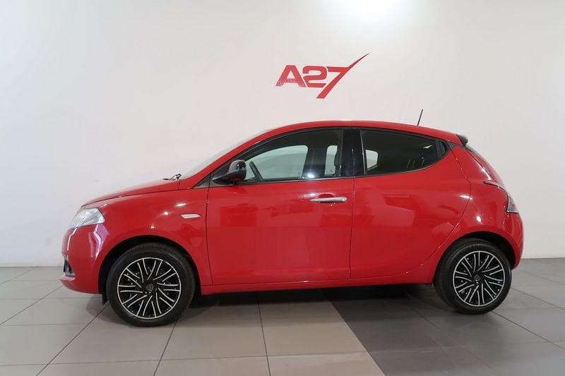 Lancia Ypsilon Ypsilon 1.0 firefly hybrid ORO s&s 70cv 5p.ti