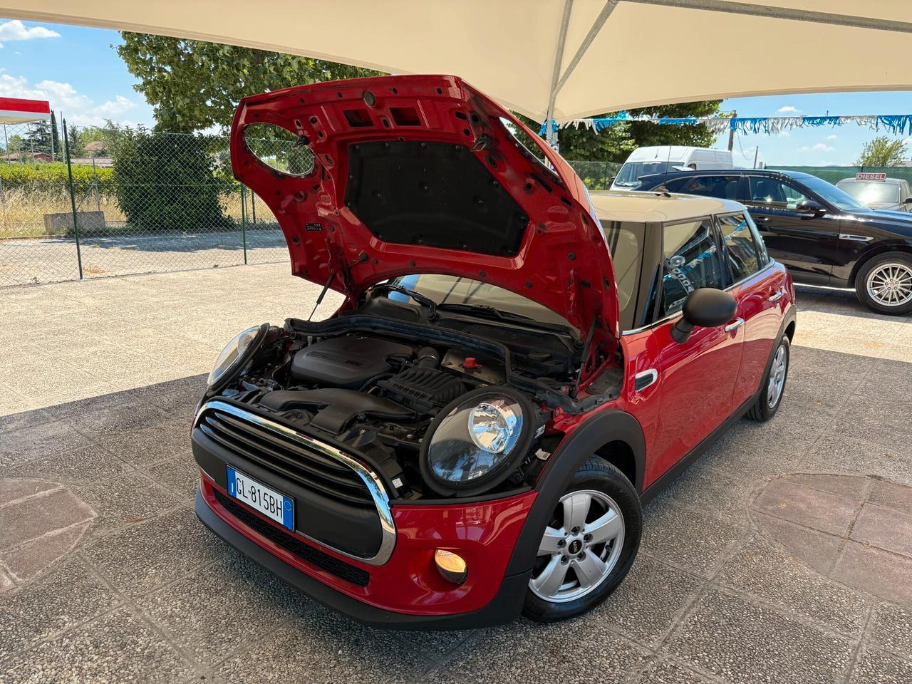 "UNA CHICCA" Mini 1.5 One D Hype
