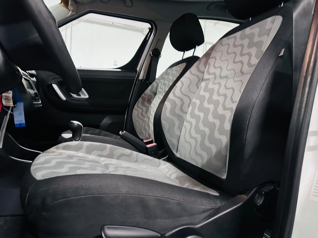 Skoda Roomster 1.2 GPL 86CV Style