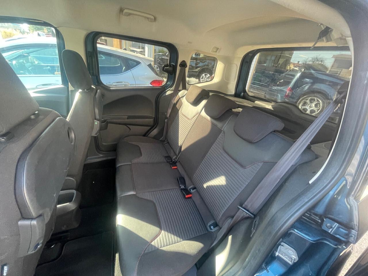 Ford Tourneo Courier 1.5 TDCI 100 CV S&S Plus