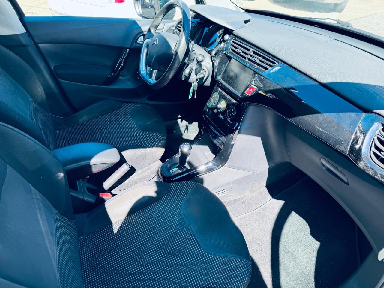Citroen C3 PureTech 82 Exclusive(AUTOMATICA)