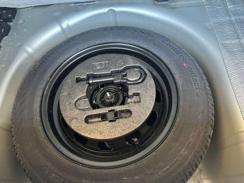 Ford Fiesta Plus 1.5 TDCi 75CV 5 porte