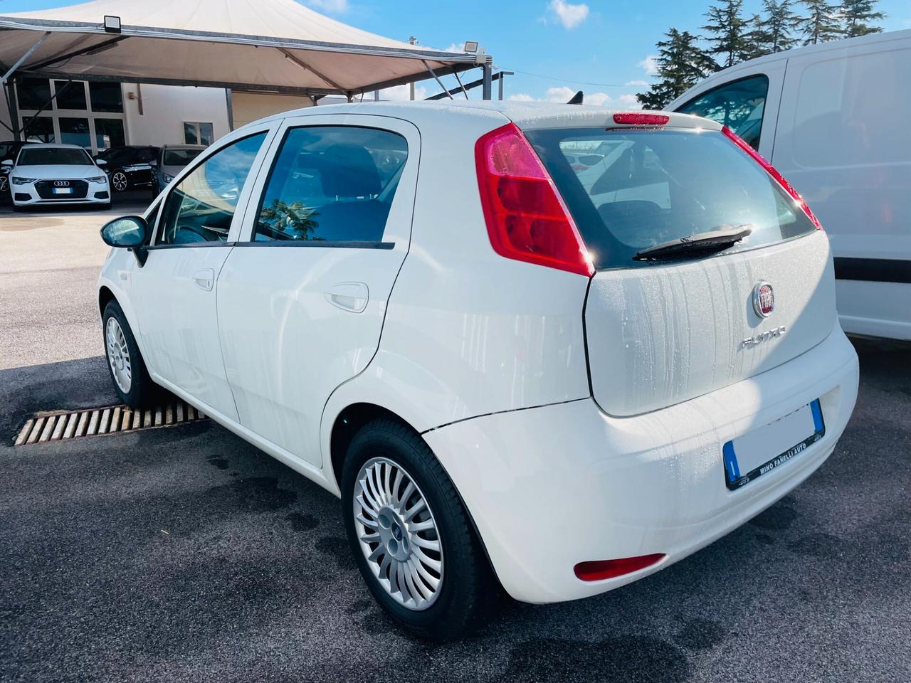 Fiat Punto 1.3 MJT 75CV 5 porte N1 4 posti PER NEOPATENTATI