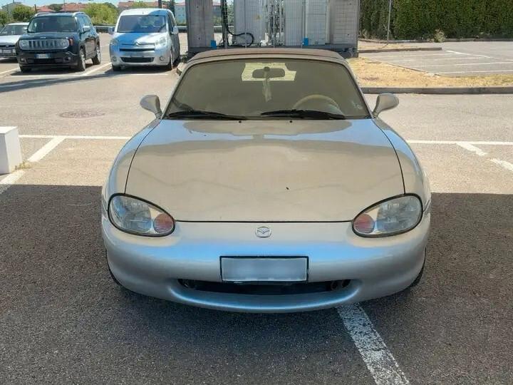 Mazda MX-5 1.9 Benzina Cabrio