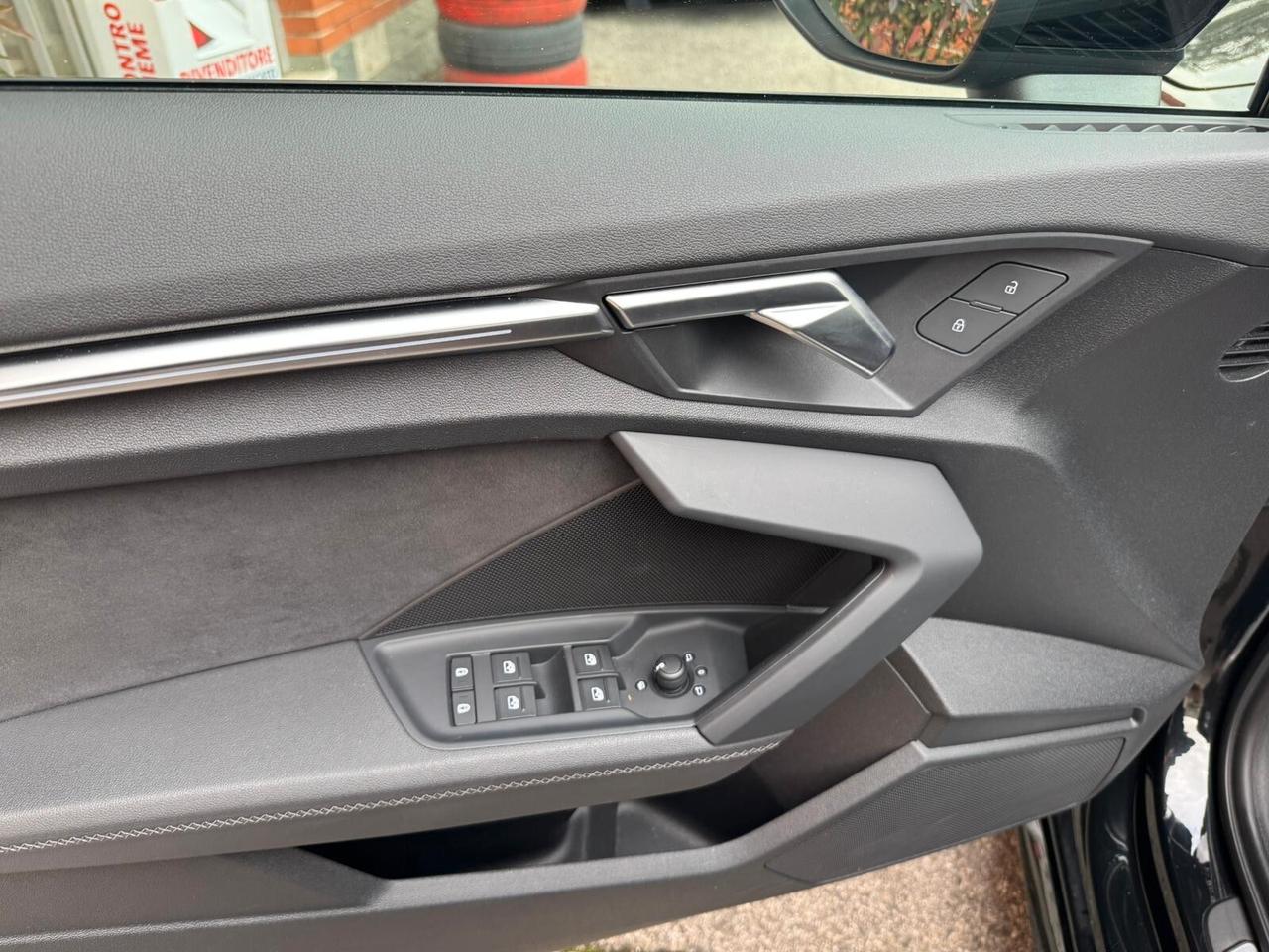 Audi A3 Sedan 35 1.5 tfsi mhev 150cv S line s-tronic TETTO