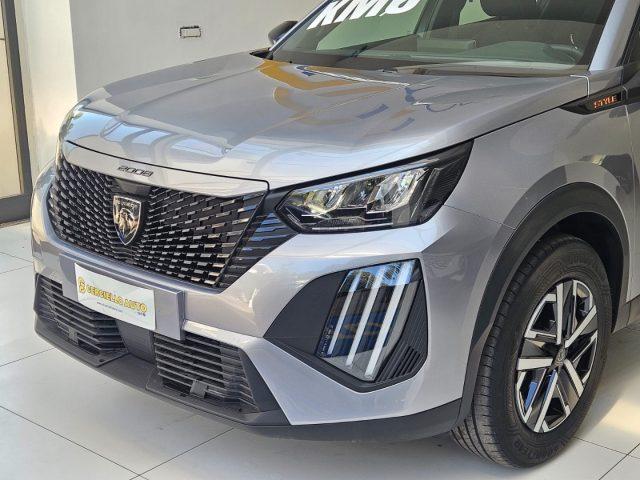 PEUGEOT 2008 PureTech 100 S&S Style da ?229,00 mensili