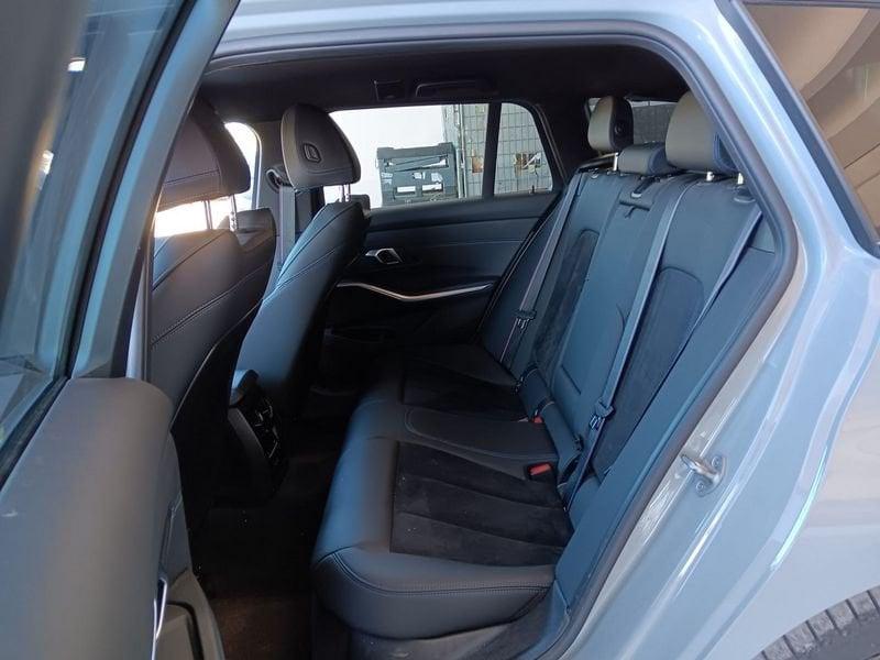 BMW Serie 3 Touring 320d Touring mhev 48V xdrive MSport auto