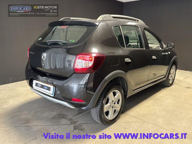 DACIA Sandero Stepway 900 TCe 90CV - Neopatentati