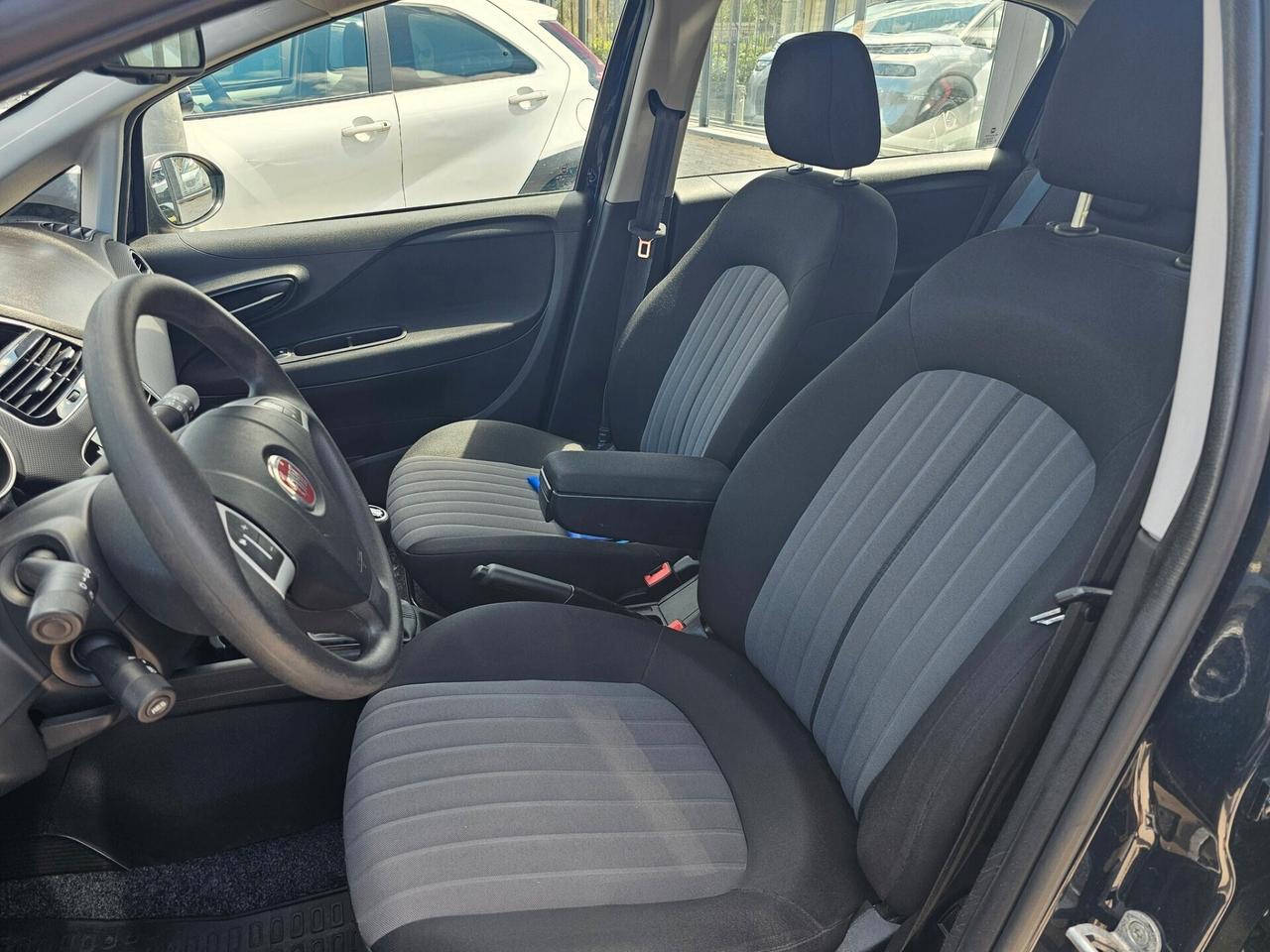 Fiat Punto 1.3 MJT II S&S 95 CV 5 porte Street