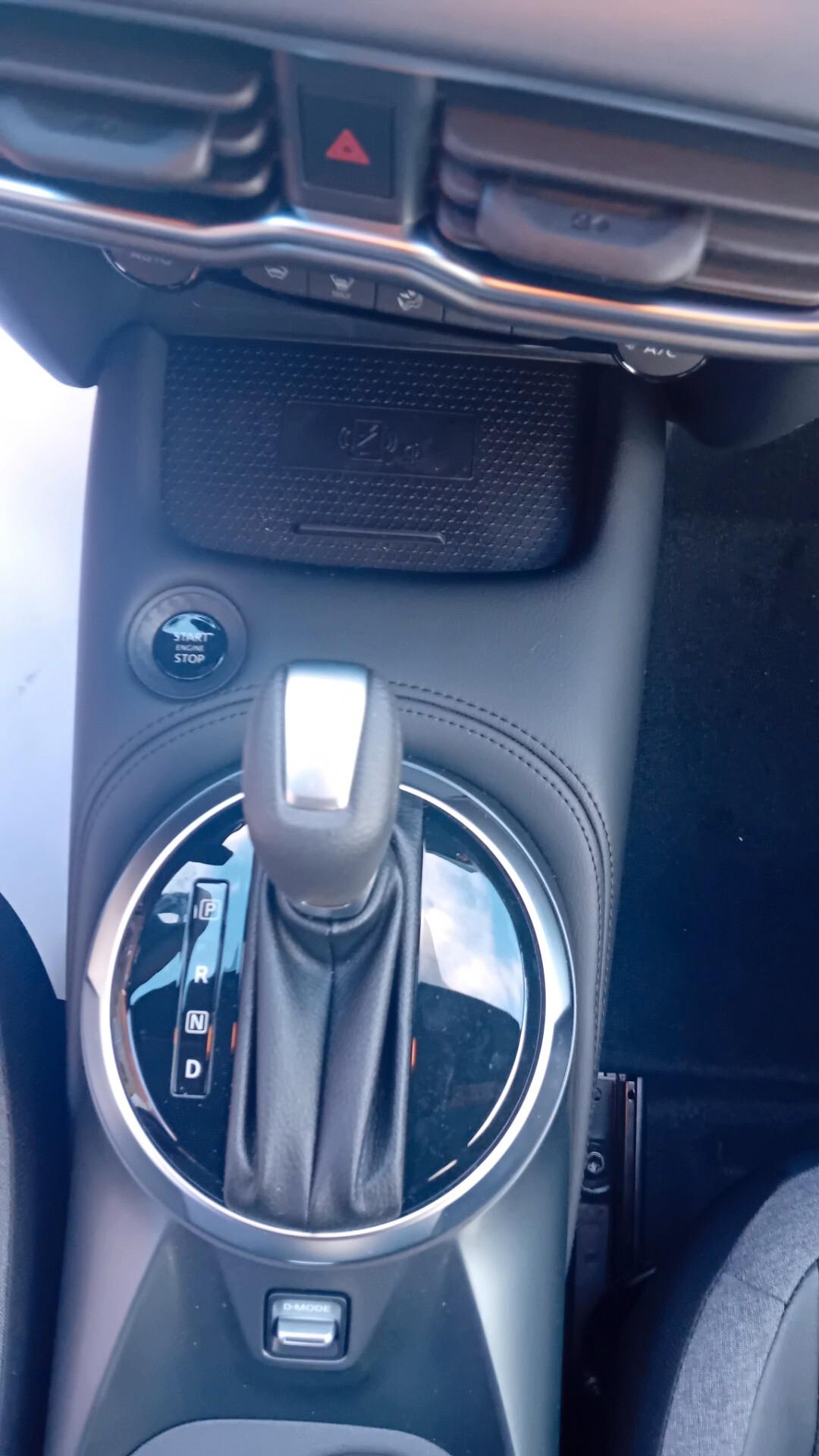 Nissan Juke 1.0 DIG-T 114 CV DCT N-Connecta *SENXZA VINCOLO DI FINANZIAMENTO*