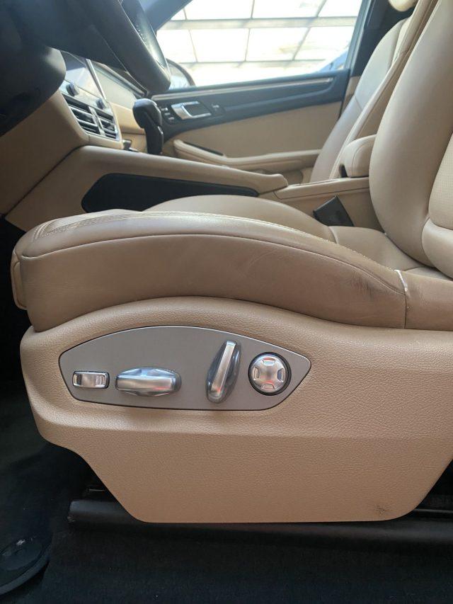 PORSCHE Macan 2.0