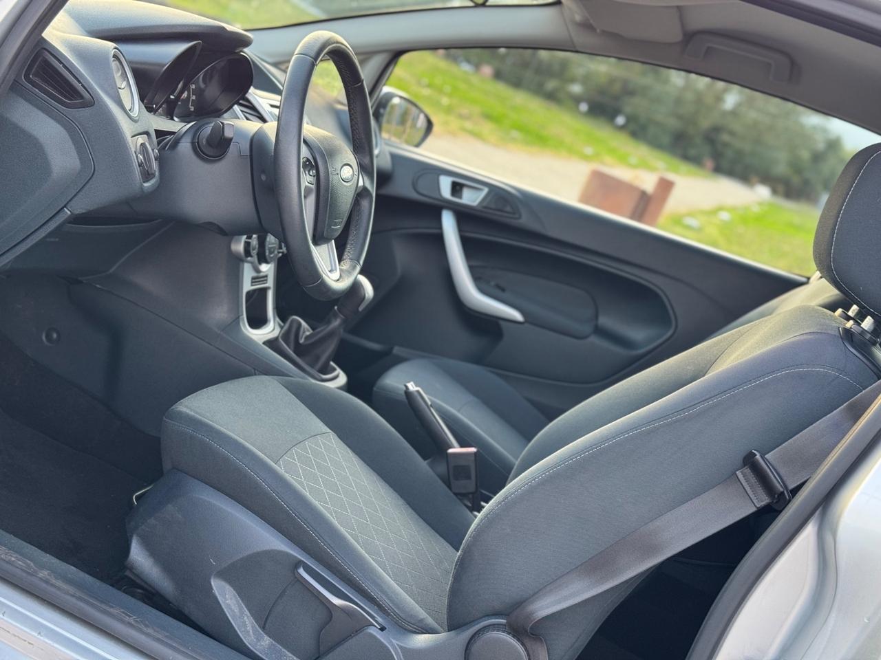 FORD FIESTA 1.2 BENZINA EURO 5B GARANTITA 12 MESI