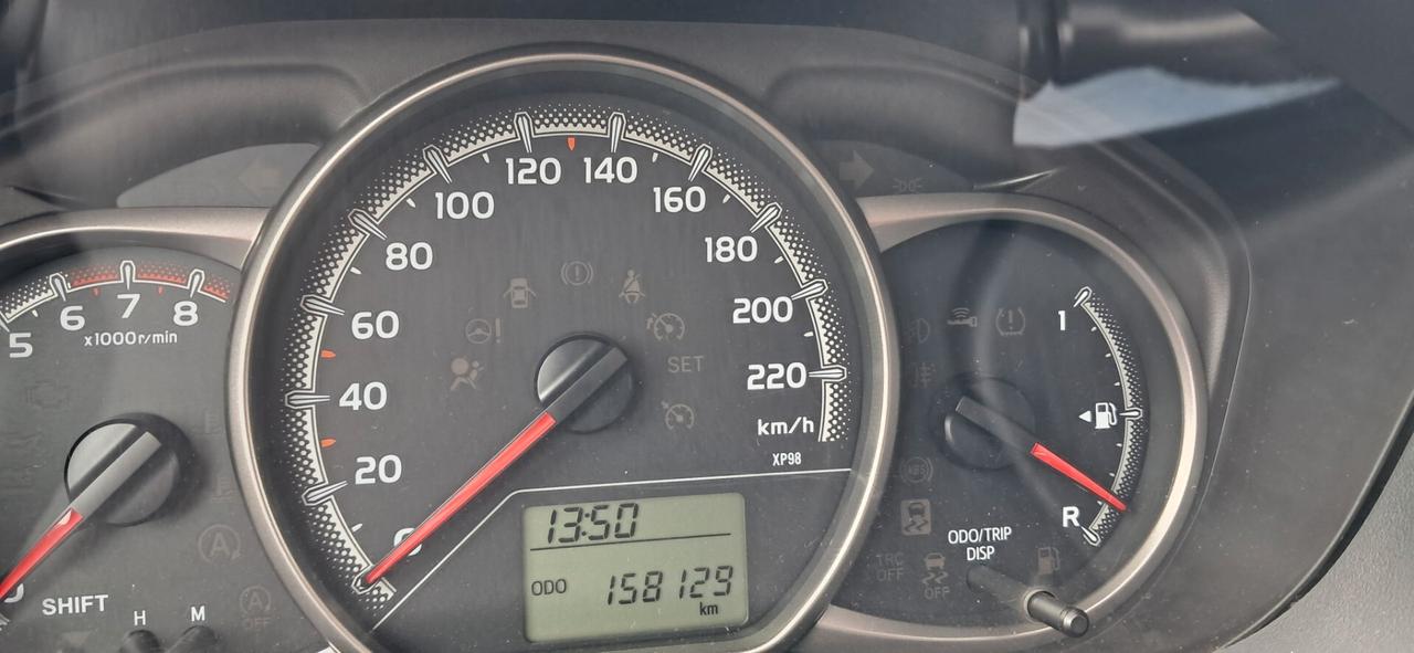 Toyota Yaris 1.0 5 porte Lounge del 216
