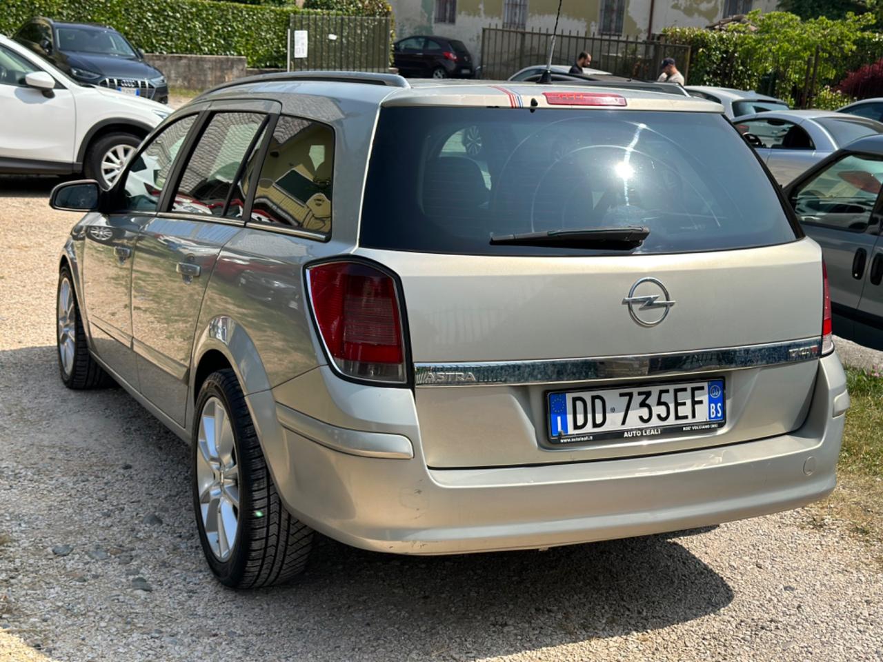 Opel ASTRA 1.7 CDTI 101CV SW COSMO KMCERT UNICOPR