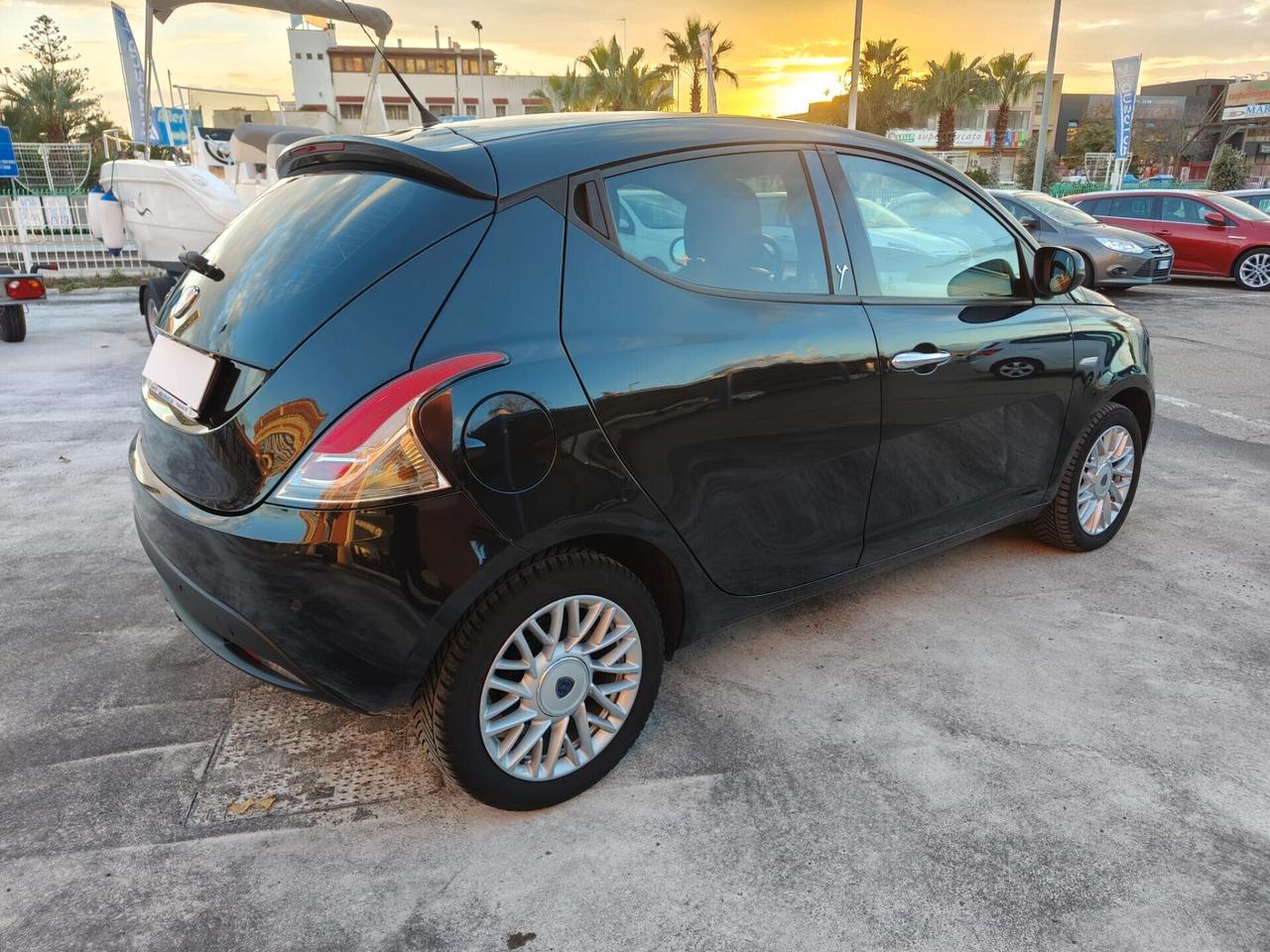 Lancia Ypsilon 1.3 MJT 16V 95 CV 5 porte S&S Platinum