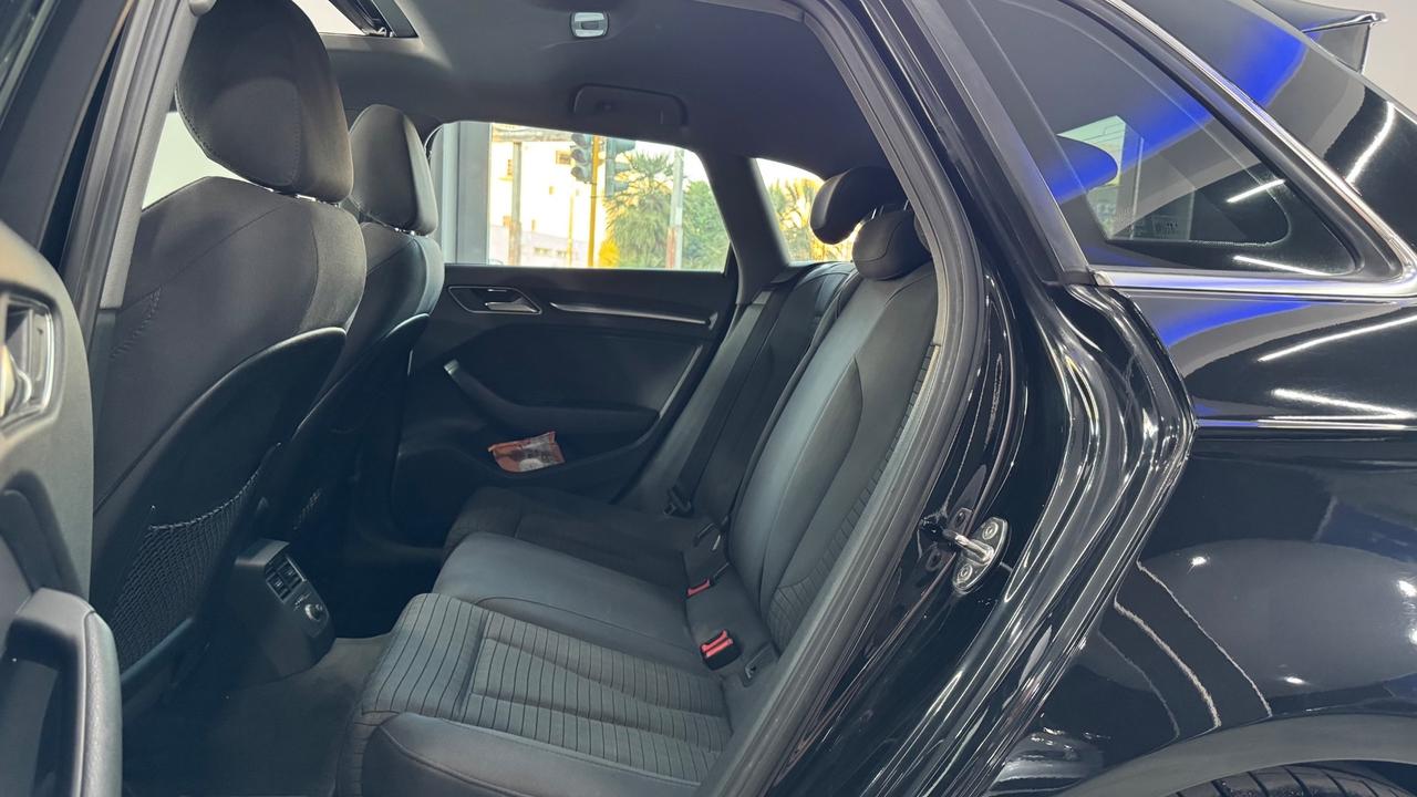 Audi A3 SPB 2.0 TDI S-Line Tetto Apribile-2018