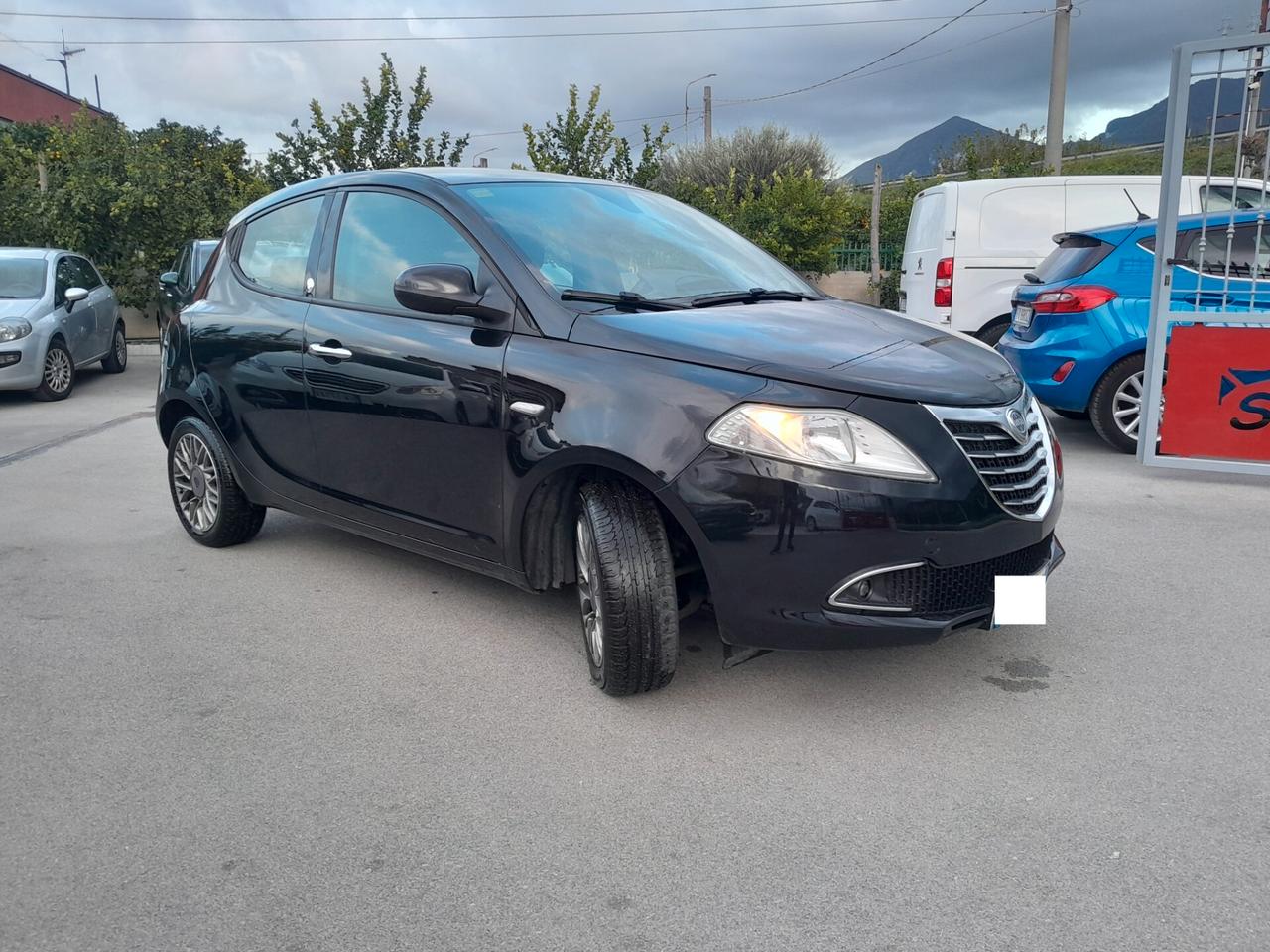 Lancia Ypsilon 1.2 69 CV 5 porte GPL Ecochic Gold