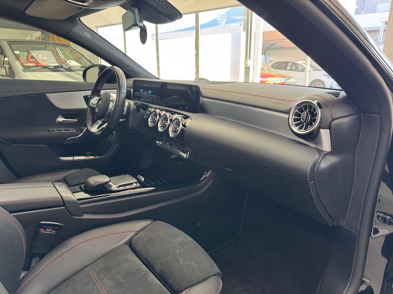 Mercedes-benz CLA 200 Automatic Premium