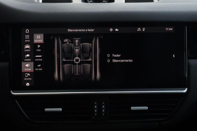 PORSCHE Cayenne 3.0 V6 E-Hybrid