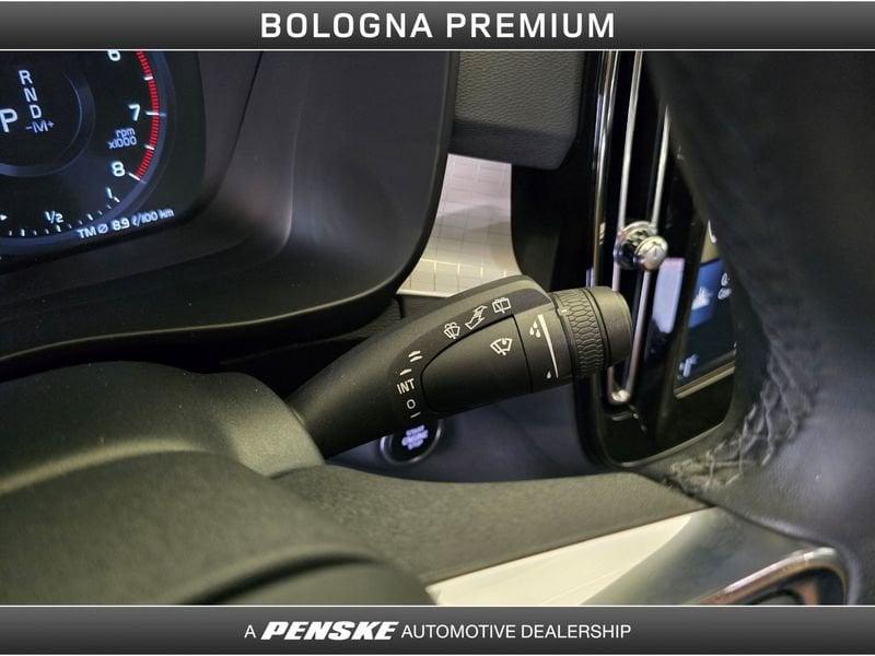 Volvo XC40 XC40 T2 Geartronic Momentum Pro
